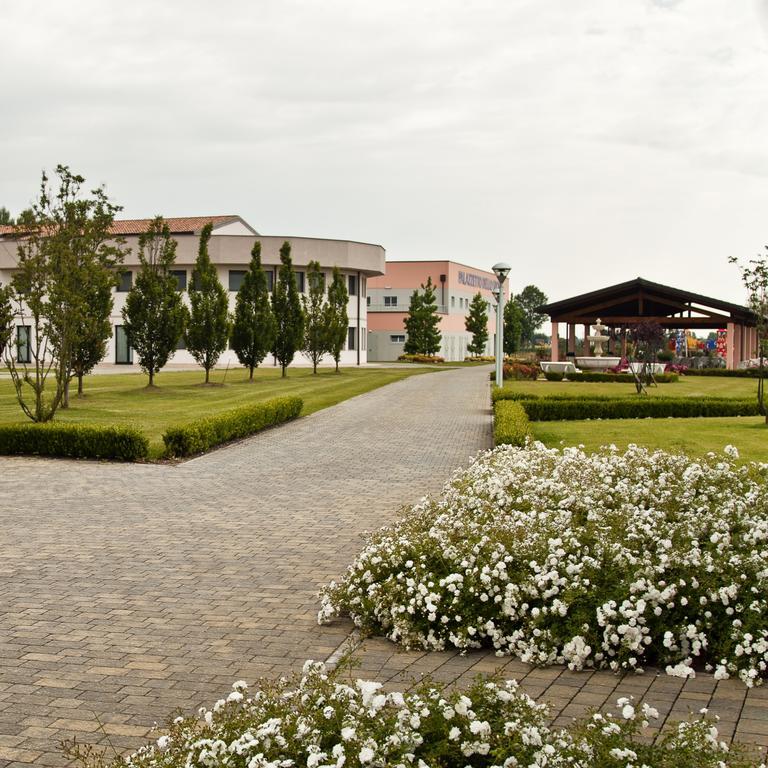 Hotel Novarello Granozzo con Monticello Εξωτερικό φωτογραφία
