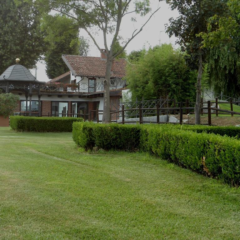 Hotel Novarello Granozzo con Monticello Εξωτερικό φωτογραφία